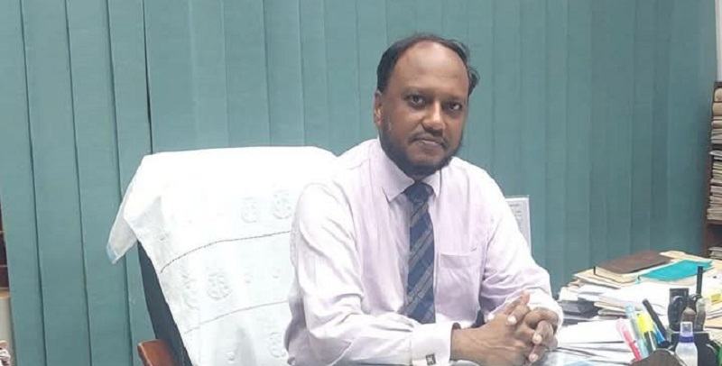 রাবি রেজিস্ট্রারের আচরণে অসন্তুষ্ট হয়ে তদন্ত কমিটি সদস্যের পদত্যাগ