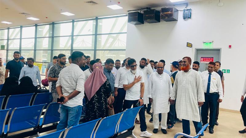 চলতি মাসে ঢাকা-কক্সবাজার রুটে আরো একজোড়া ট্রেন চালু: রেলপথ প্রতিমন্ত্রী