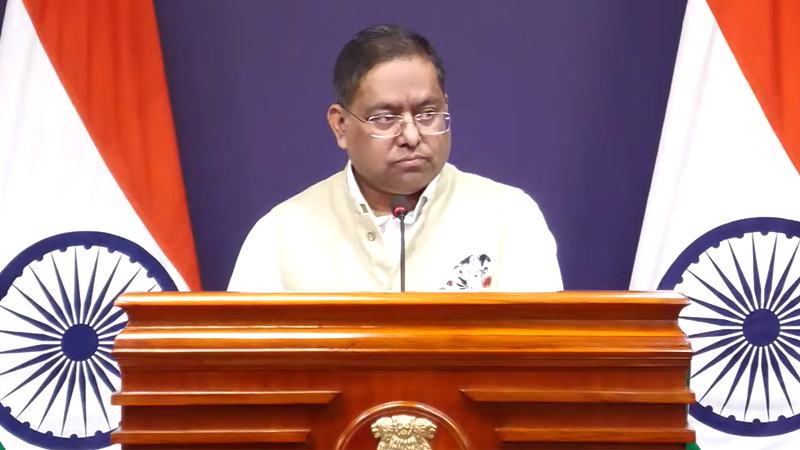বাংলাদেশের সঙ্গে ইতিবাচক, গঠনমূলক ও ভবিষ্যৎমুখী সম্পর্ক চায় ভারত: রণধীর জয়সওয়াল