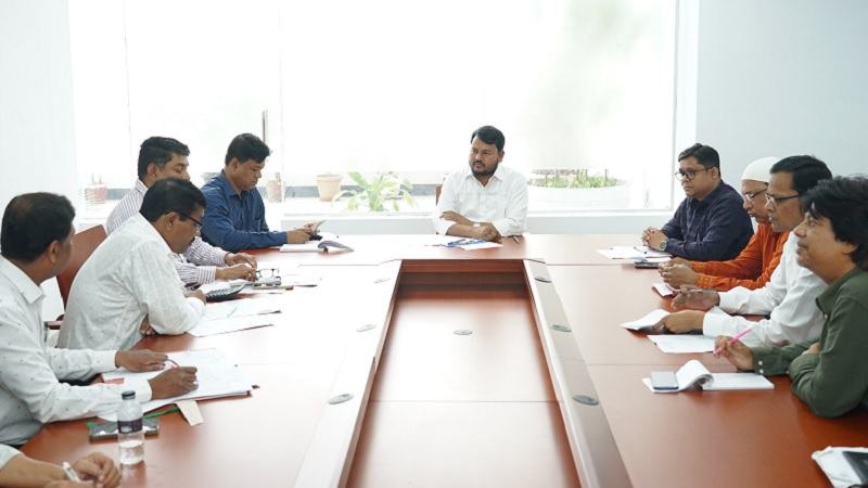 রাজস্ব আদায় বাড়ানোর নির্দেশ রাসিক প্রশাসকের