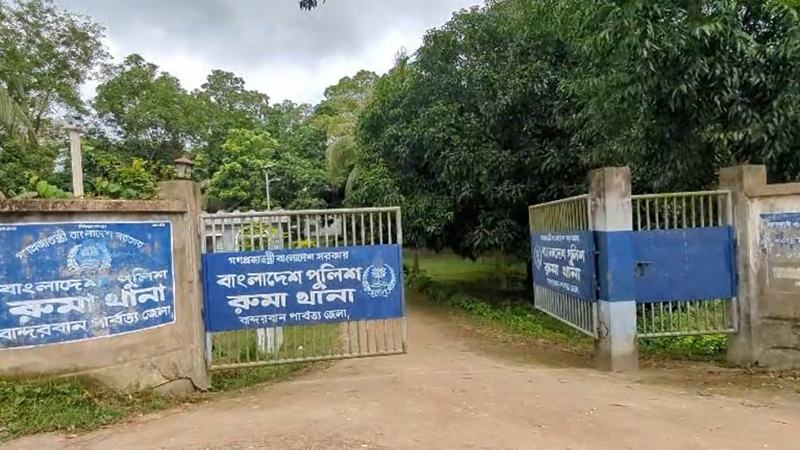 পর্যটকদের কেউ কেউ ভ্রমণ নির্দেশনা মানছেন না, দাবি বান্দরবান পুলিশের