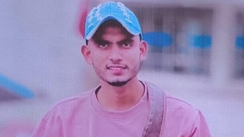 ‘বাঁইচা থাকলে ছেলে তো যোগাযোগ করত’