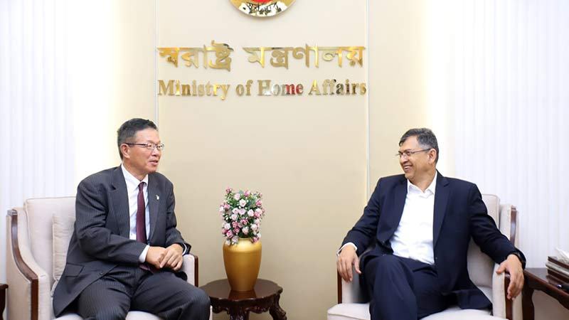 পুলিশ সংস্কার ও পুনর্গঠনে জাপানের সহযোগিতা চেয়েছেন স্বরাষ্ট্রমন্ত্রী