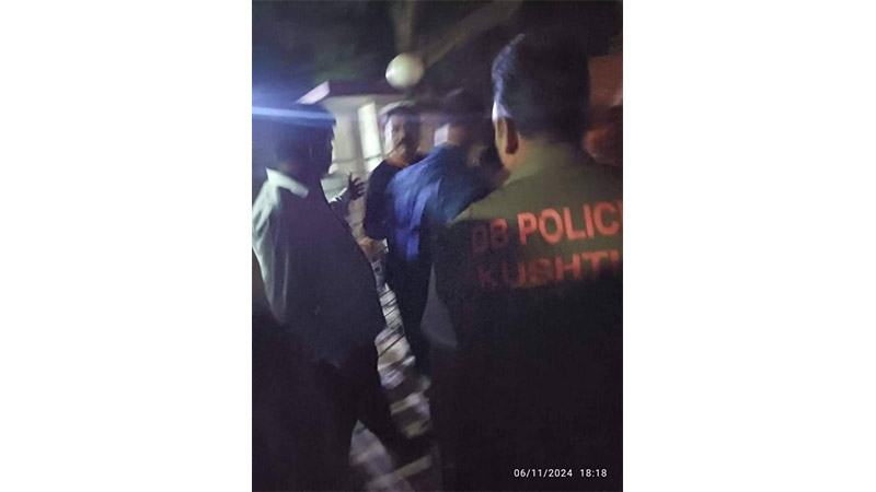 জামিনে মুক্তির পর সাবেক এমপি আব্দুর রউফ জেলগেট থেকে গ্রেফতার
