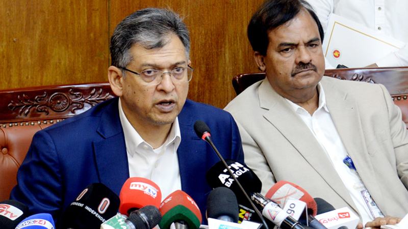 দুর্গাপূজা উদযাপনে দেশব্যাপী সর্বোচ্চ নিরাপত্তা নিশ্চিত করা হচ্ছে: স্বরাষ্ট্রমন্ত্রী