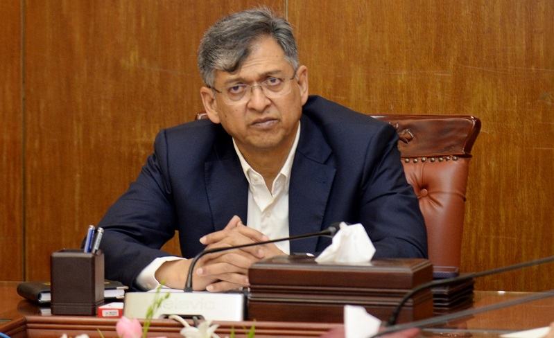 আইনশৃঙ্খলা বাহিনীকে দ্রুত জনগণের আস্থা অর্জন ও প্রত্যাশা পূরণ করতে হবে: স্বরাষ্ট্রমন্ত্রী