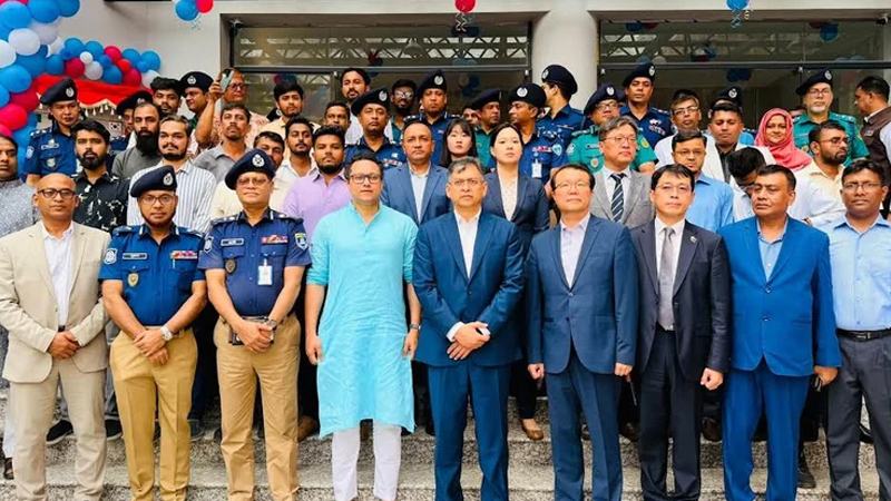 ডিজিটাল অপরাধ দমনে উপজেলা পর্যায়েও বিস্তৃত হবে সাইবার ইউনিটের কার্যক্রম: স্বরাষ্ট্রমন্ত্রী