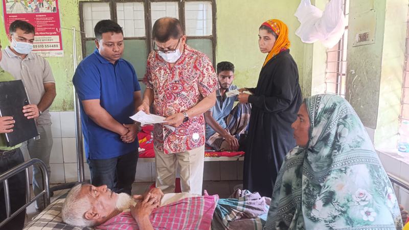 ময়মনসিংহের ফুলপুর উপজেলা স্বাস্থ্য কমপ্লেক্স পরিদর্শন করলেন স্বাস্থ্যমন্ত্রী