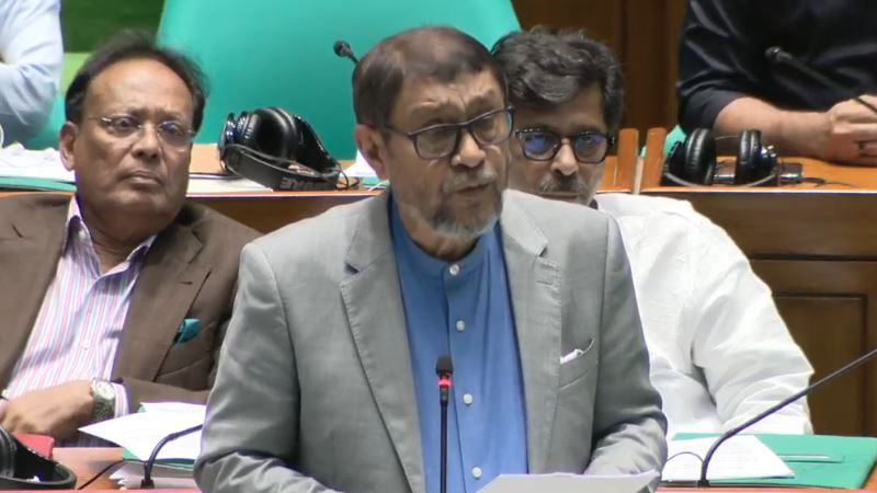 বিনা প্রেসক্রিপশনে অ্যান্টিবায়োটিক বিক্রি রোধে কঠোর অভিযান চলবে: স্বাস্থ্যমন্ত্রী