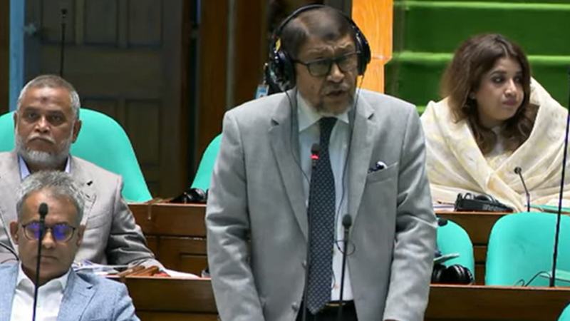 নকল ওষুধের সরবরাহ বন্ধে অভিযান অব্যাহত থাকবে: স্বাস্থ্যমন্ত্রী