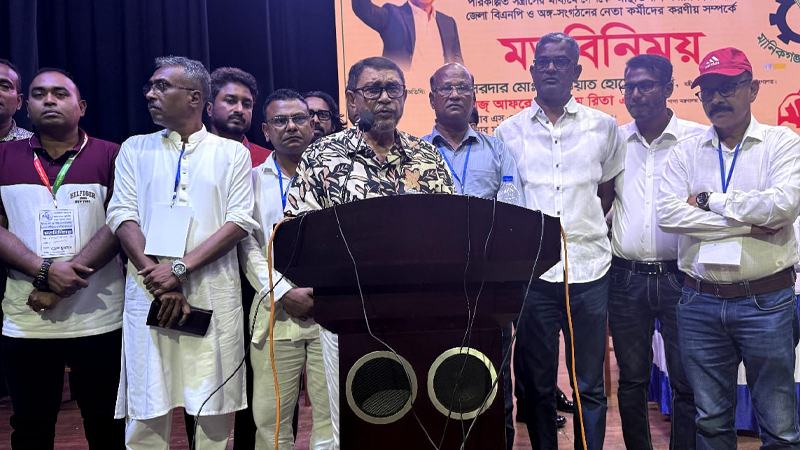 পরনির্ভরশীলতা নয়, আত্মনির্ভর বাংলাদেশ গড়তে হবে: স্বাস্থ্যমন্ত্রী