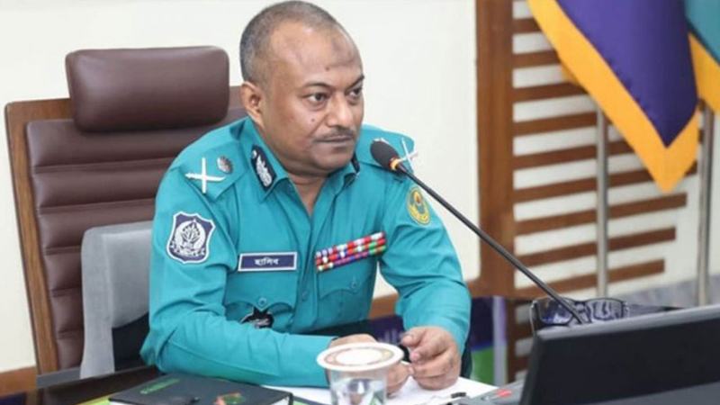 সন্ত্রাসীদের দেখামাত্র ব্রাশফায়ারের নির্দেশ সিএমপি কমিশনারের