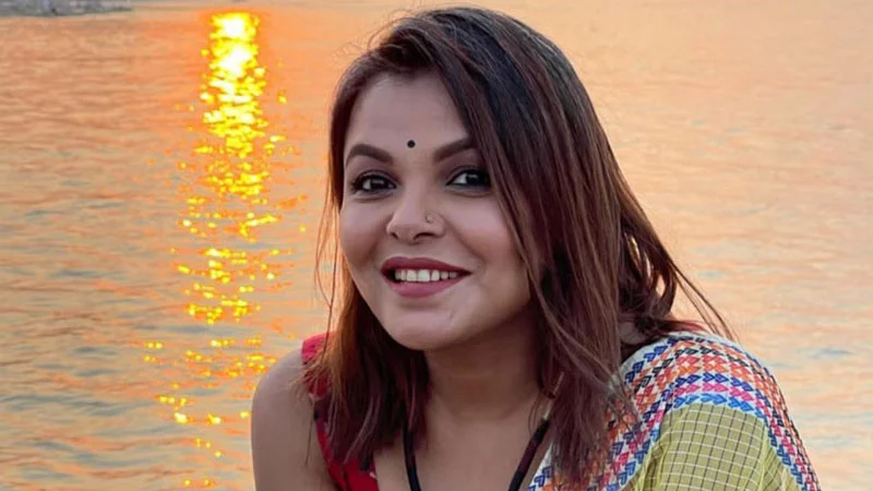 অভিনেত্রী শাওনের বিরুদ্ধে গ্রেফতারি পরোয়ানা জারি