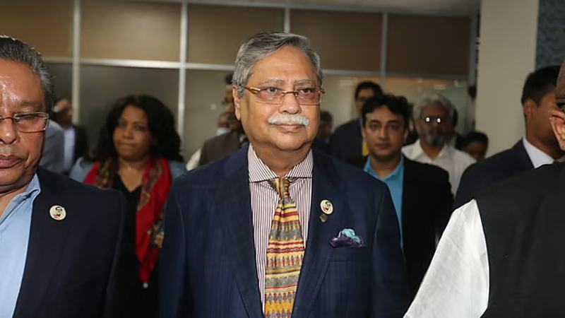 পোস্টাল ব্যালটে ভোট দেবেন রাষ্ট্রপতি