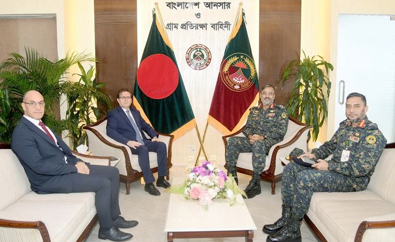 আনসার-ভিডিপি মহাপরিচালকের সঙ্গে তুরস্কের রাষ্ট্রদূতের সৌজন্য সাক্ষাৎ