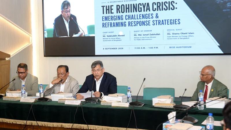 মানবিক সহায়তার পাশাপাশি রোহিঙ্গা সংকটের টেকসই রাজনৈতিক সমাধান নিশ্চিত করতে হবে: স্বরাষ্ট্রমন্ত্রী