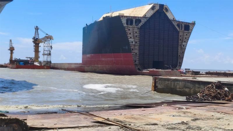 ফেরদৌস শিপইয়ার্ডকে ৫ লাখ টাকা জরিমানা পরিবেশ অধিদপ্তরের
