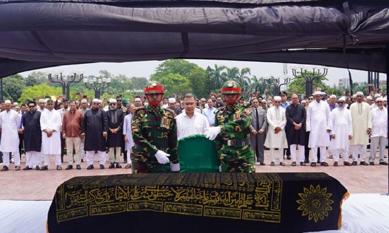 সাবেক প্রতিমন্ত্রী মিজানুর রহমান সিনহার জানাজায় অংশ নিয়েছেন প্রধানমন্ত্রী