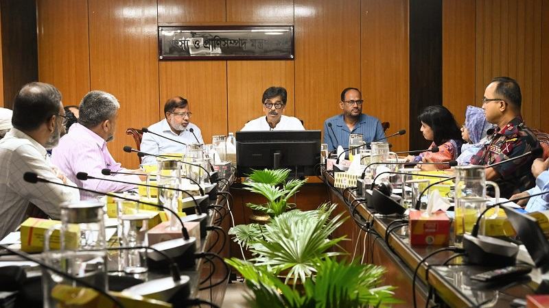 আগামী ৮ থেকে ২৯ অক্টোবর পর্যন্ত সারা দেশে ইলিশ আহরণ নিষিদ্ধ