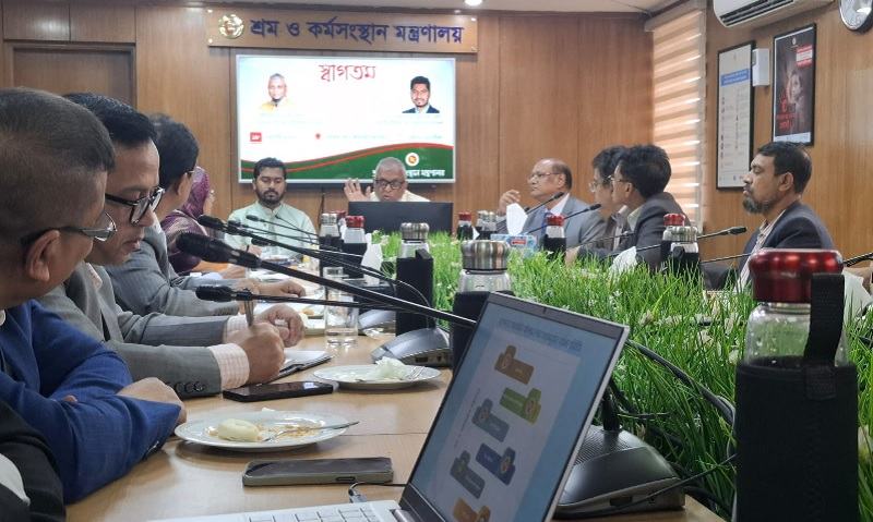 মানুষের প্রত্যাশা অনুযায়ী আমাদের কাজ করতে হবে: শ্রম ও কর্মসংস্থান মন্ত্রী