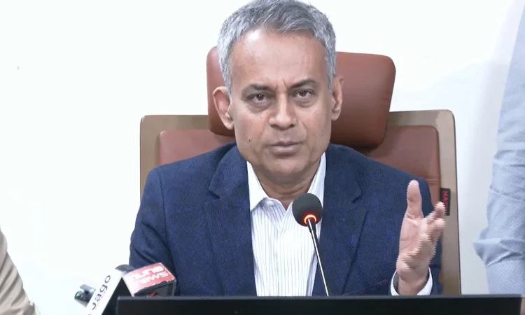 ঈদের আগে ৭ ও পরে ৫ দিন ২৪ ঘণ্টা খোলা থাকবে তেল পাম্প: সেতুমন্ত্রী