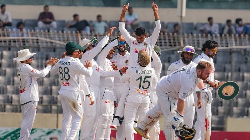 মুরাদের জোড়া আঘাতে ২১৭ রানে জিতল বাংলাদেশ, সিরিজ জিতল ২–০তে