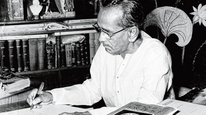 বাবার চোখের জল থেকে তারাশঙ্করের বিদ্রোহ