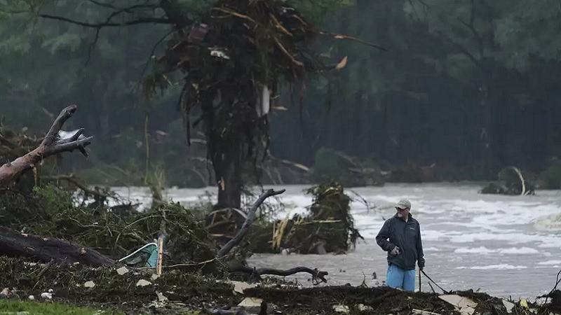কেন টেক্সাসের বন্যা এত বিধ্বংসী হলো