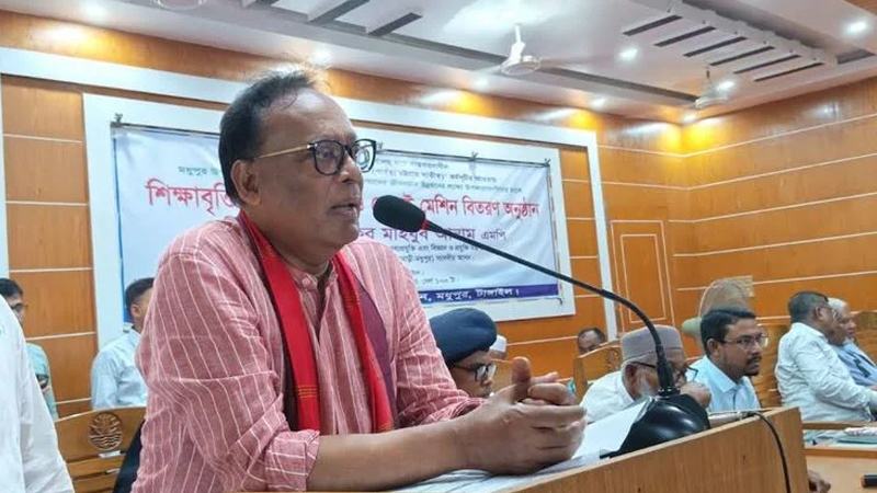 ক্ষুদ্র নৃ-গোষ্ঠীর মানুষের জীবনমান উন্নয়নে কাজ করছে সরকার: টেলিযোগাযোগ মন্ত্রী