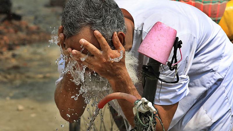 তাপপ্রবাহ অব্যাহত থাকতে পারে, কমতে পারে সোমবার