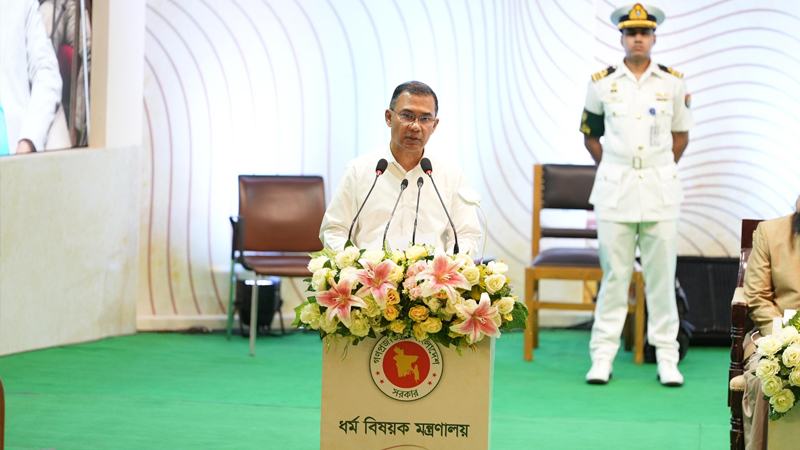 শান্তিপূর্ণ দেশ গড়ার অঙ্গীকার প্রধানমন্ত্রীর