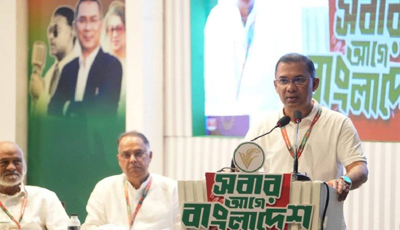 নির্বাচনী ইশতেহার বাস্তবায়নে সহযোগিতা করতে দলীয় নেতাকর্মীদের প্রতি আহ্বান প্রধানমন্ত্রীর