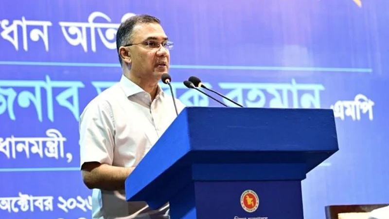 শিক্ষকতাকে মেধাবীদের প্রথম পছন্দের পেশা করতে কাজ করছে সরকার: প্রধানমন্ত্রী
