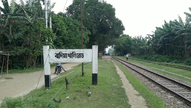 গাইবান্ধায় ট্রেনে কাটা পড়ে যুবক নিহত