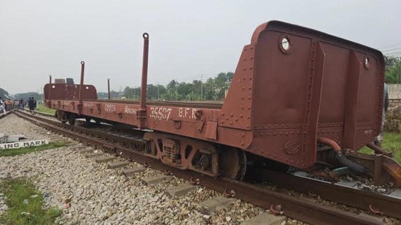 ব্রাহ্মণবাড়িয়ায় উদ্ধারকারী ট্রেন লাইনচ্যুত