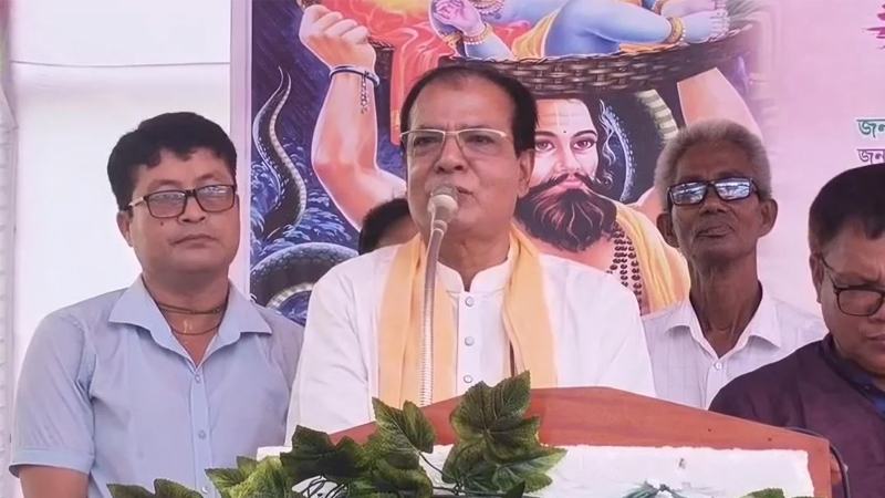 বাংলাদেশে সব ধর্মের মানুষের সমান অধিকার থাকতে হবে: ত্রাণমন্ত্রী