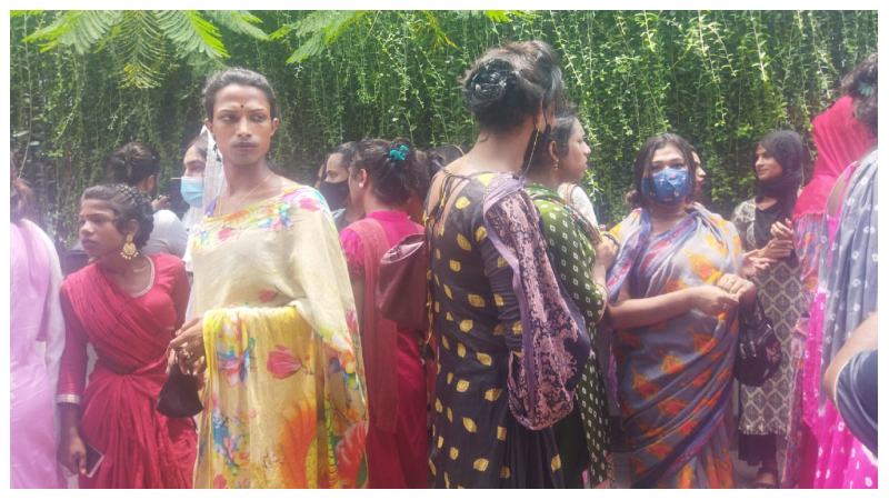 মানবতার টানে মাইলস্টোনের শিশুদের পাশে ওরা