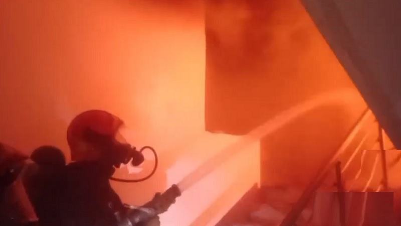 তুরাগে বহুতল ভবনের আগুন নিভেছে, উদ্ধার ২৩