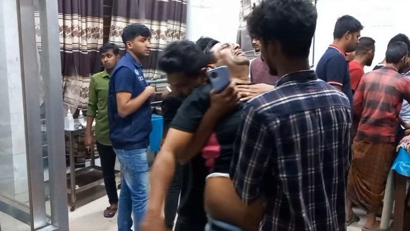 মাদারীপুরে শ্রমিকদল নেতাকে কুপিয়ে হত্যা
