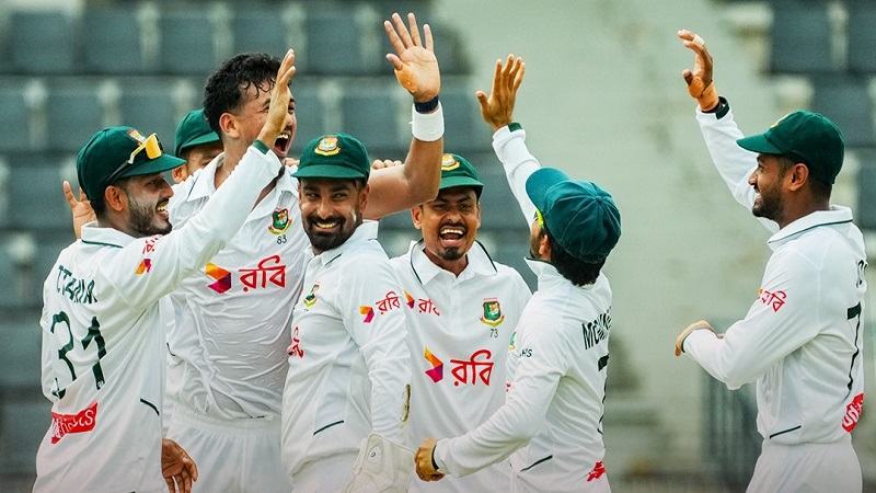দ্বিতীয় দিনশেষে বাংলাদেশের লিড ১৫৬ রান