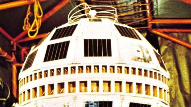 যোগাযোগ উপগ্রহ টেলস্টার ১ এর উৎক্ষেপণ