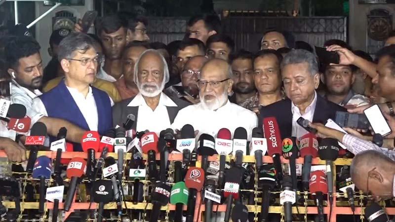 বিতর্কিত সদস্যদের বাদ দিয়ে উপদেষ্টা পরিষদ পুনর্গঠনের দাবি জানিয়েছে বিএনপি