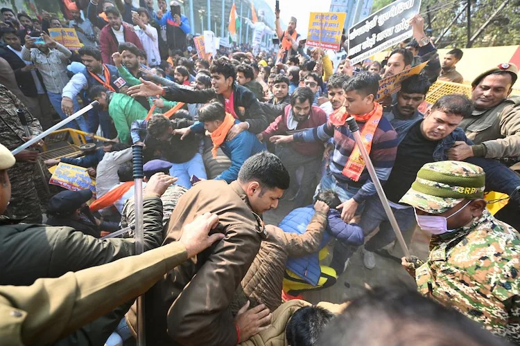 delhi 6