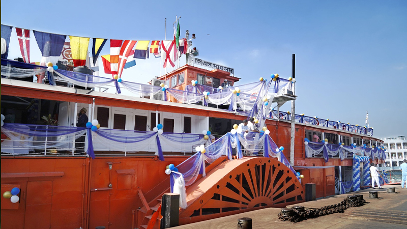 দেশের পর্যটনে যুক্ত হলো শতবর্ষী প্যাডেল স্টিমার | বণিক বার্তা